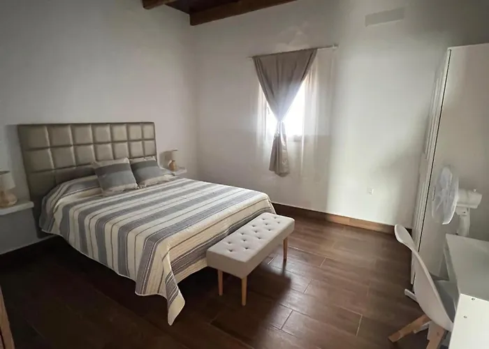 Violante Apartment *